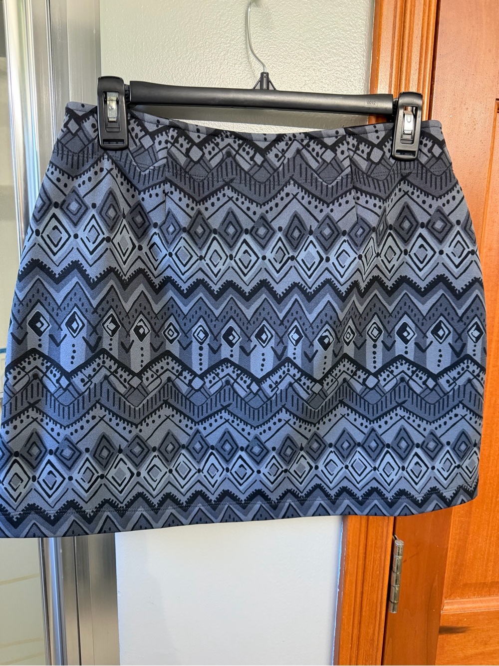 Athleta Black and Gray Aztec-Pattern Mini Skirt